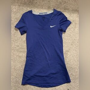 Nike Pro Athletic T-Shirt